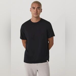 New! Vuori mens Short Sleeve Merino Wool Tee Size XL